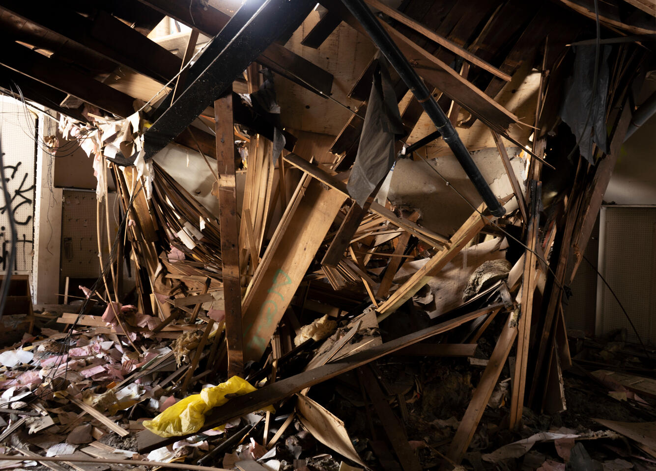 Collapsed (February 2023)